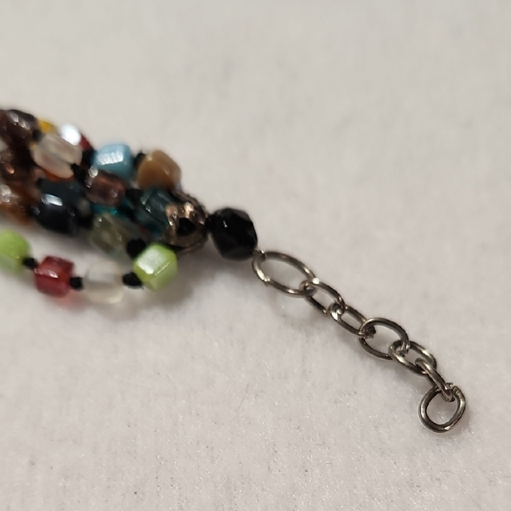 Black, Green Jewelry Woman With Small Wrists Twisted Glass Beaded Bracelet - Picture 3 of 5